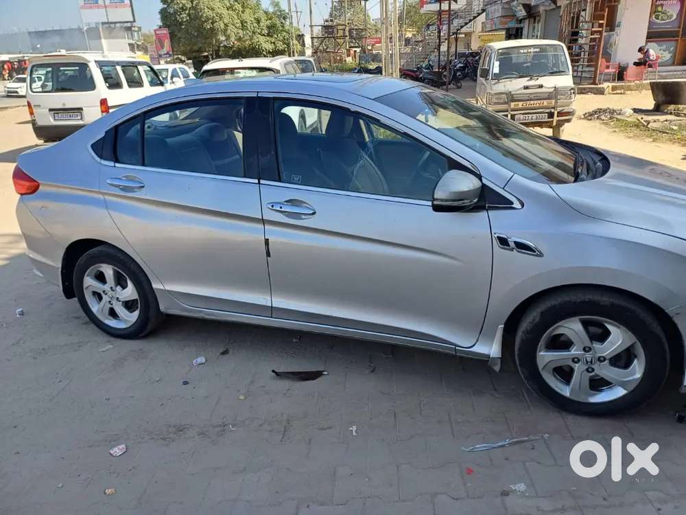 Honda City 2015 Modal