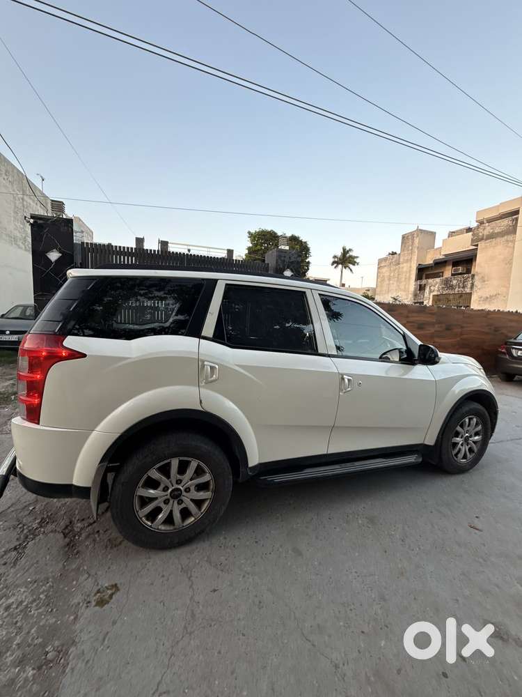 Mahindra Xuv500 2.2 W10 Sportz Edition At, 2016, Diesel