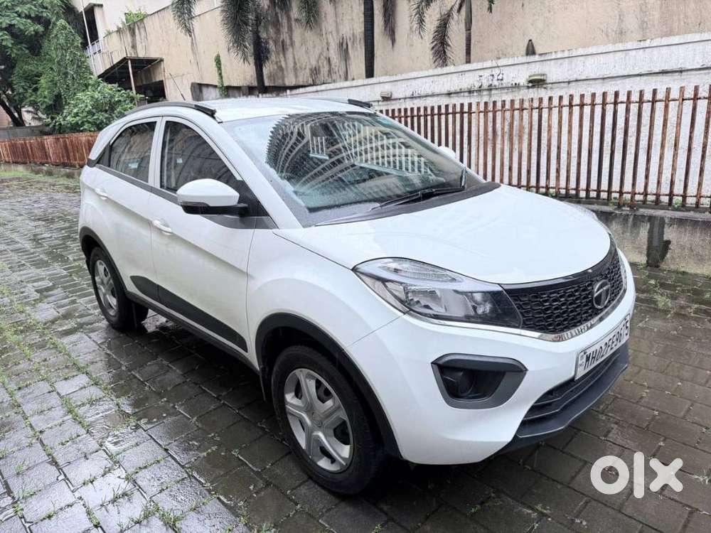 Tata Nexon 1.2 Revotron Xma Amt (s), 2019, Petrol
