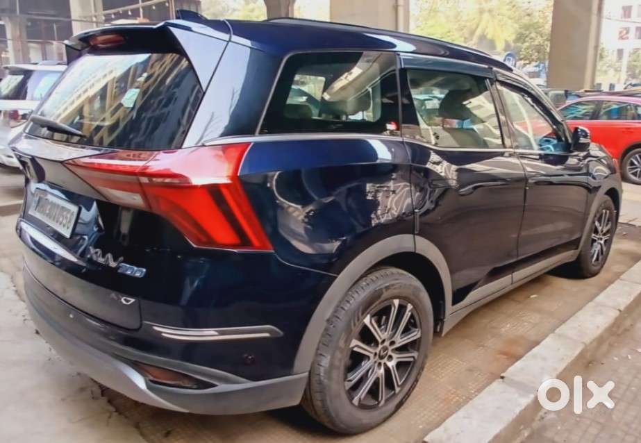 Mahindra Xuv700 2.0 Ax 7 Petrol At Str, 2022, Petrol