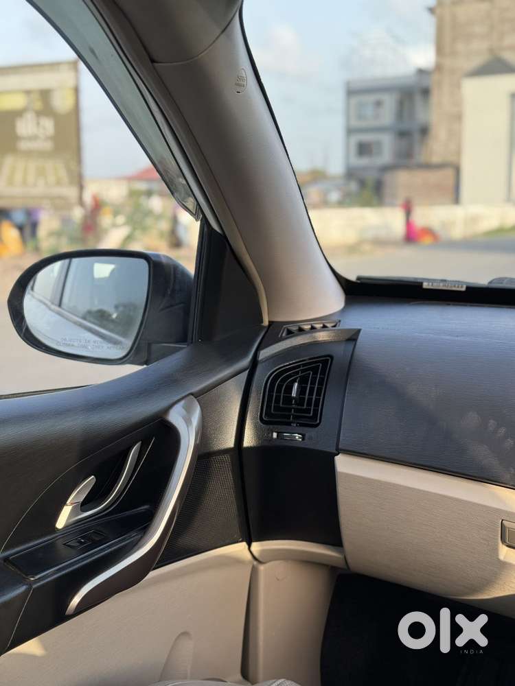 Mahindra Xuv500 2.2 W10, 2016, Diesel