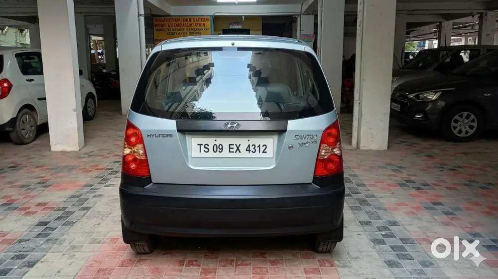 Well Maintained 2005 Santro Car.