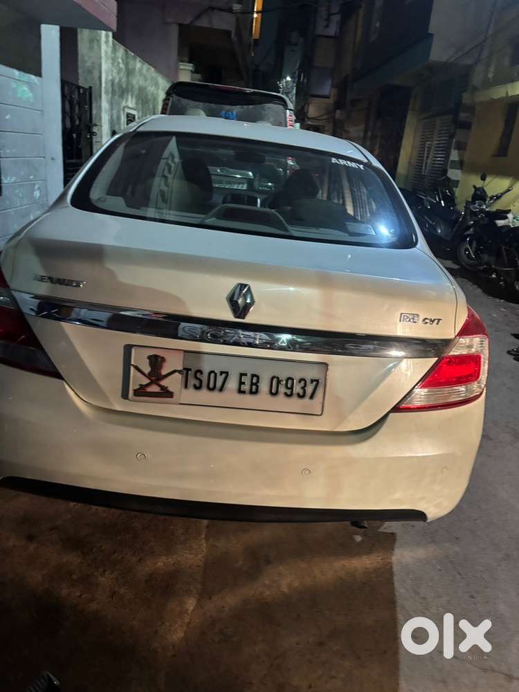 Renault Scala Petrol 2013