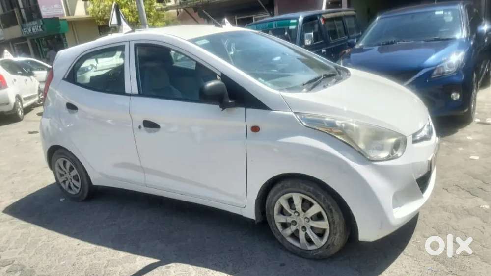2nd Owner Hyundai Eon 2012 Petrol