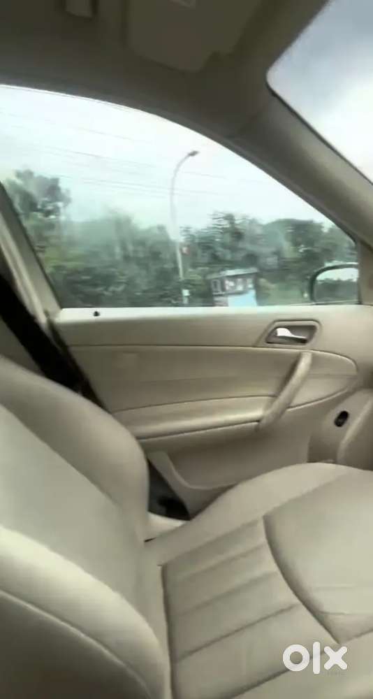 Mercedes-benz C-class 2004