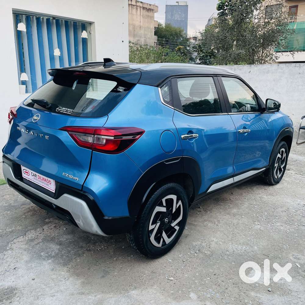 Nissan Magnite Kuro Edition Petrol Amt, 2024, Petrol