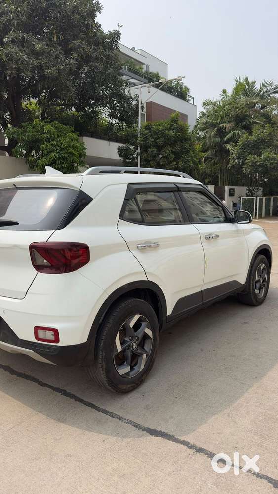 Hyundai Venue 1.5 S (o) Crdi, 2021, Diesel