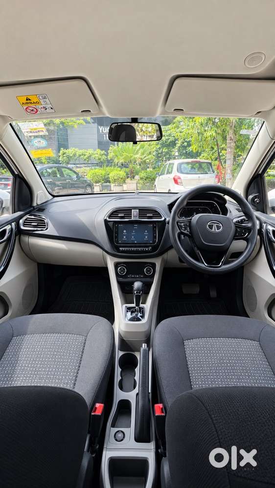 Tiago Petrol Automatic Xza+