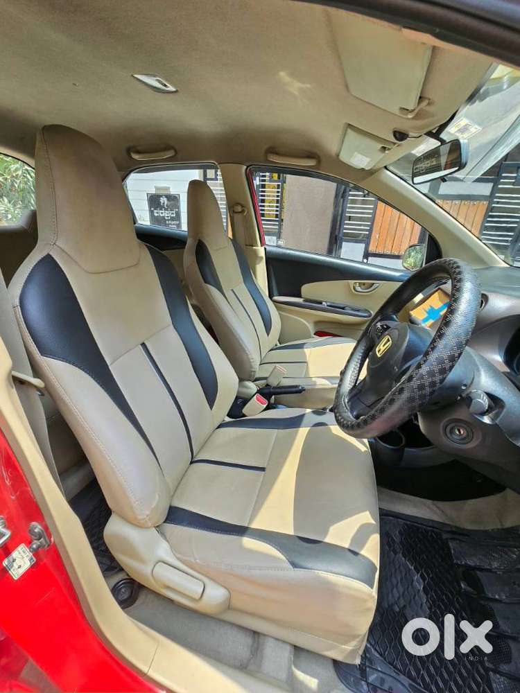 Honda Brio 2011-2013 V Mt, 2012, Petrol