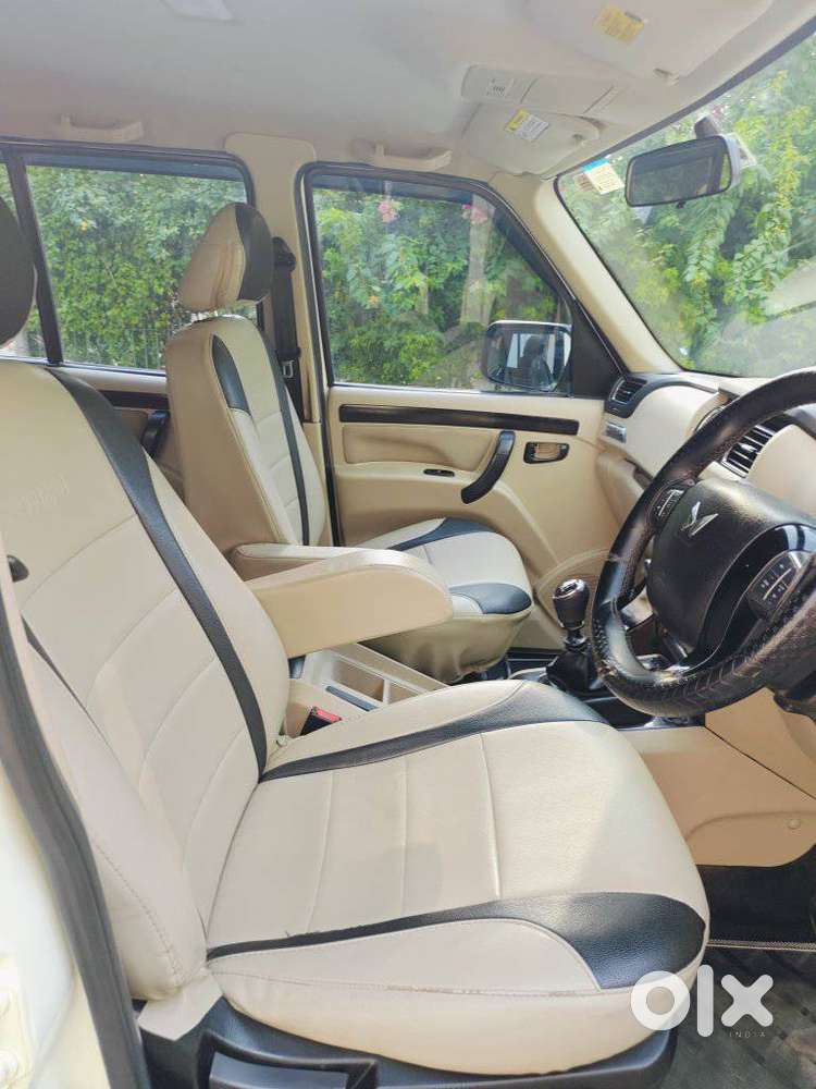 Mahindra Scorpio Classic 2.2 S 11 Mt 7 Str, 2023, Diesel