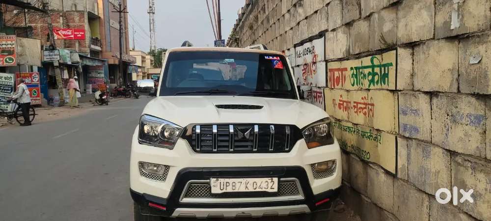 Mahindra Scorpio S4 2015