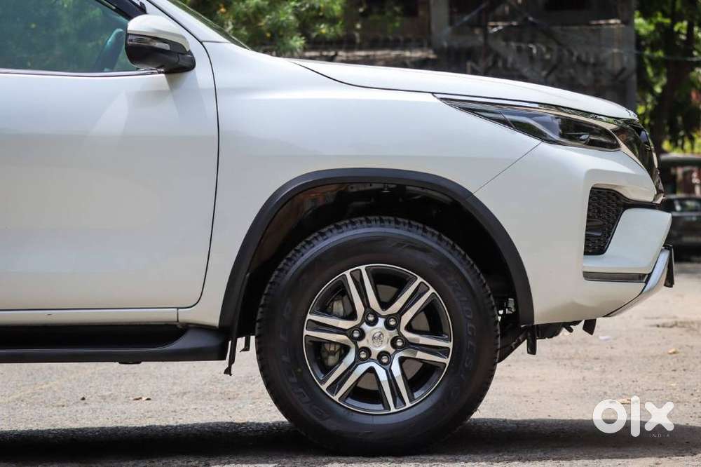 Toyota Fortuner 4x2 At 2.7 Petrol, 2025, Petrol