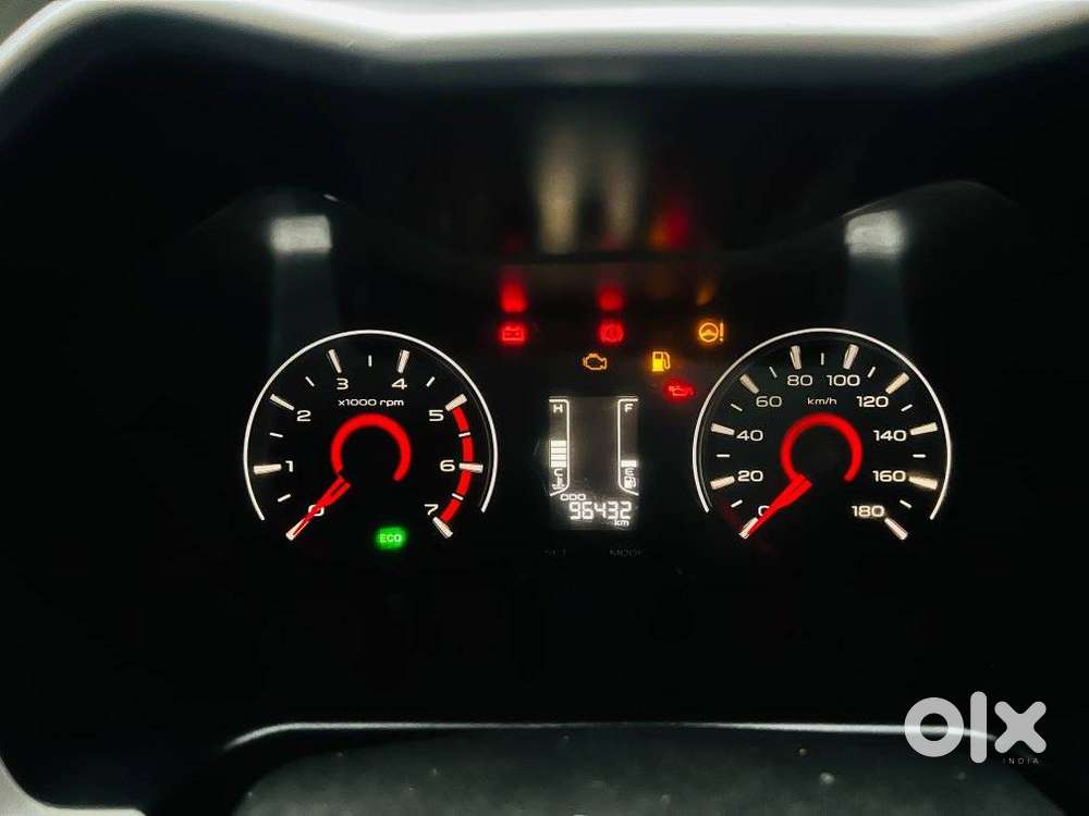 Mahindra Kuv 100 Mahindra-kuv-100-g80-k8-5str, 2016, Diesel