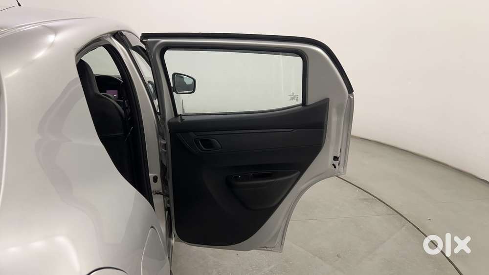 Renault Kwid 2019-ongoing 1.0 Rxt (o), 2020, Petrol