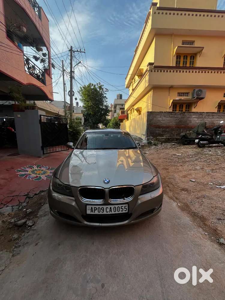 Bmw 3 Series 2.0 2010 Car Valid Till 2030