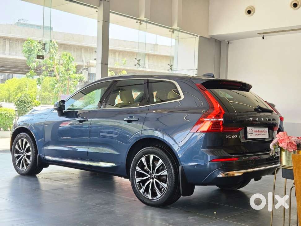 Volvo Xc60 D5 Inscription, 2024, Petrol
