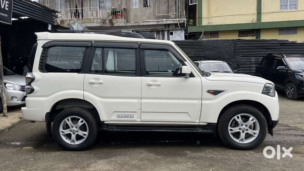 Mahindra Scorpio S10, 2016, Diesel