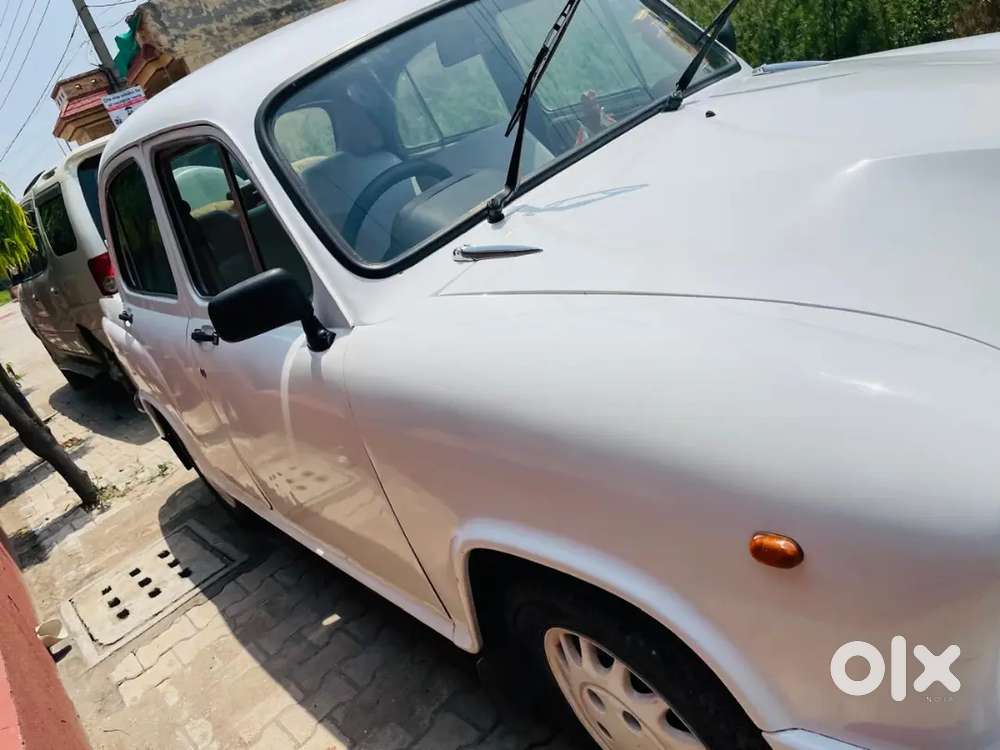 Ambassador Avigo Petrol Manual 2009 Car