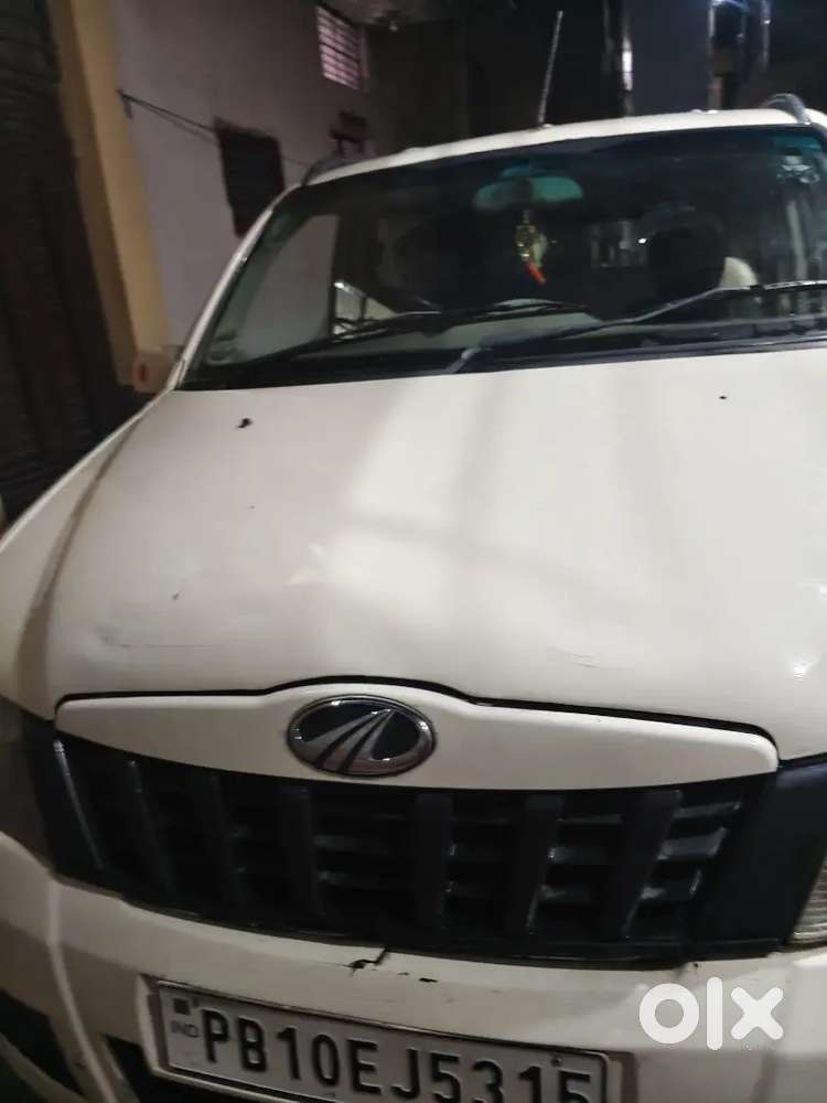 Mahindra Quanto 2013 Diesel Well Maintained Urgent Sale