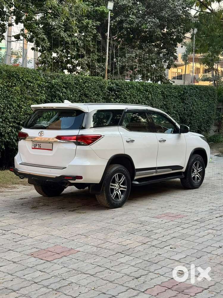 Toyota Fortuner 4x2 At, 2018, Diesel