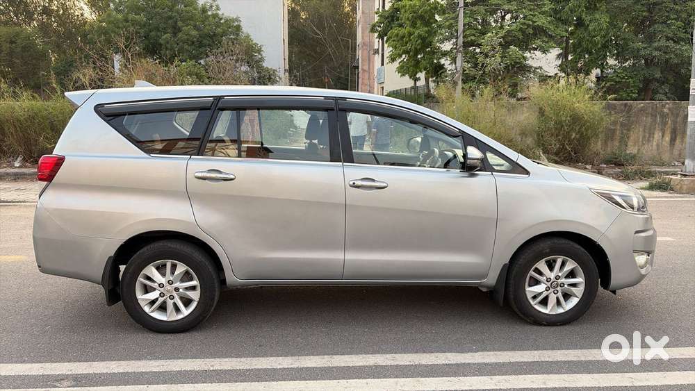 Toyota Innova Crysta 2.8 Gx At 7 Str, 2017, Diesel