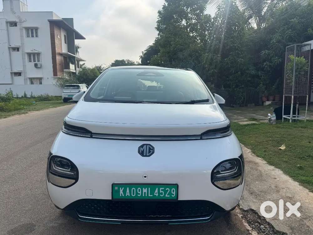 Mg Windsor Ev Essence Pro 2025