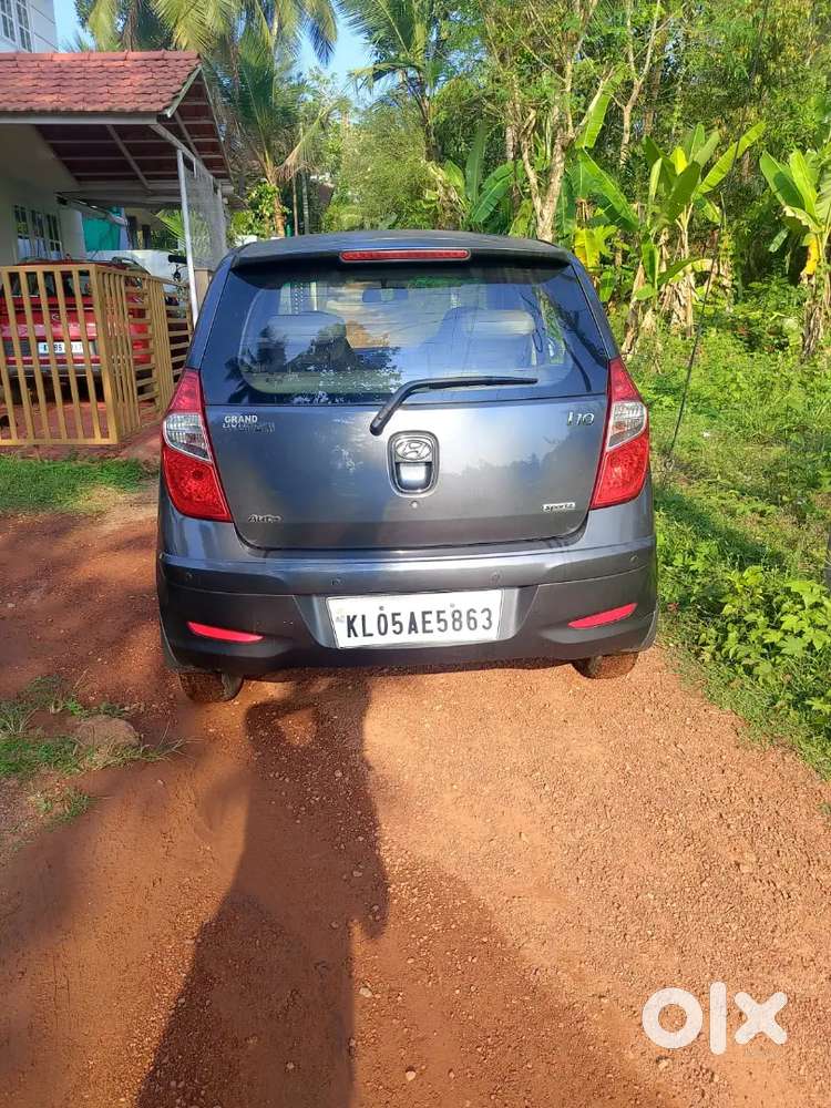 Good Condition ,low Kilometer,main Glass Replace