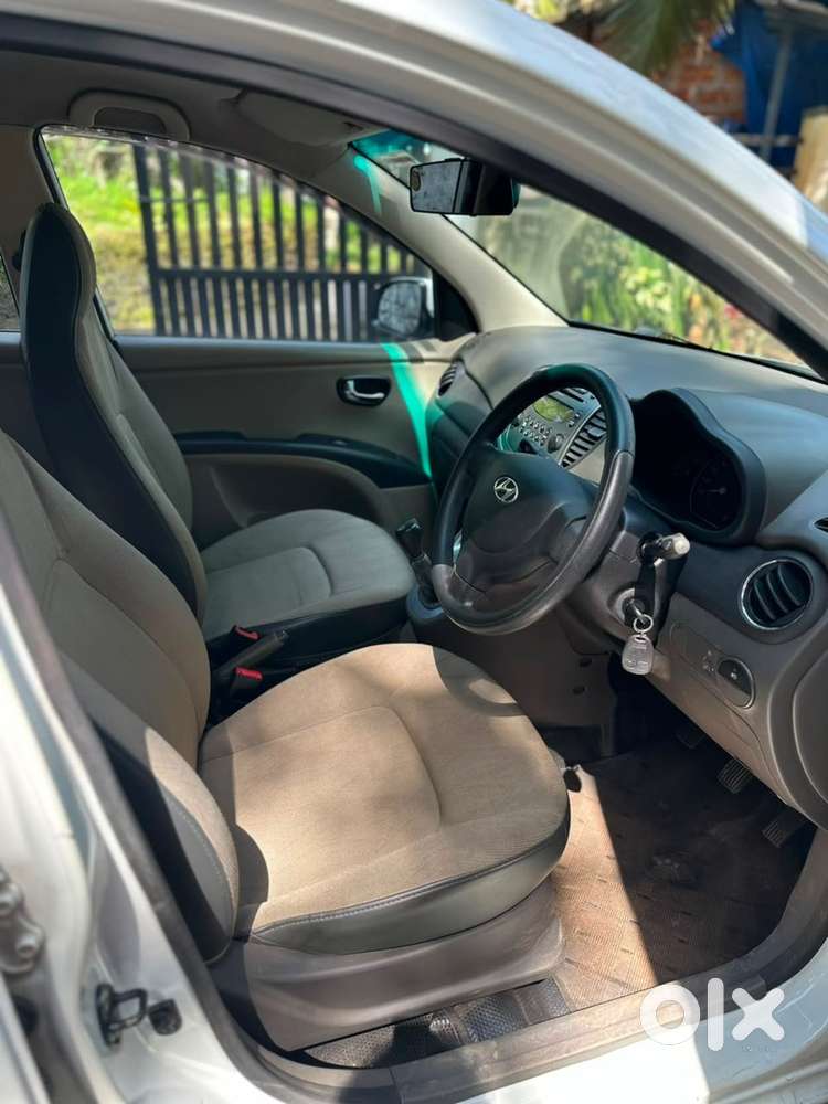 Hyundai I10 Sportz Petrol Manual 2012