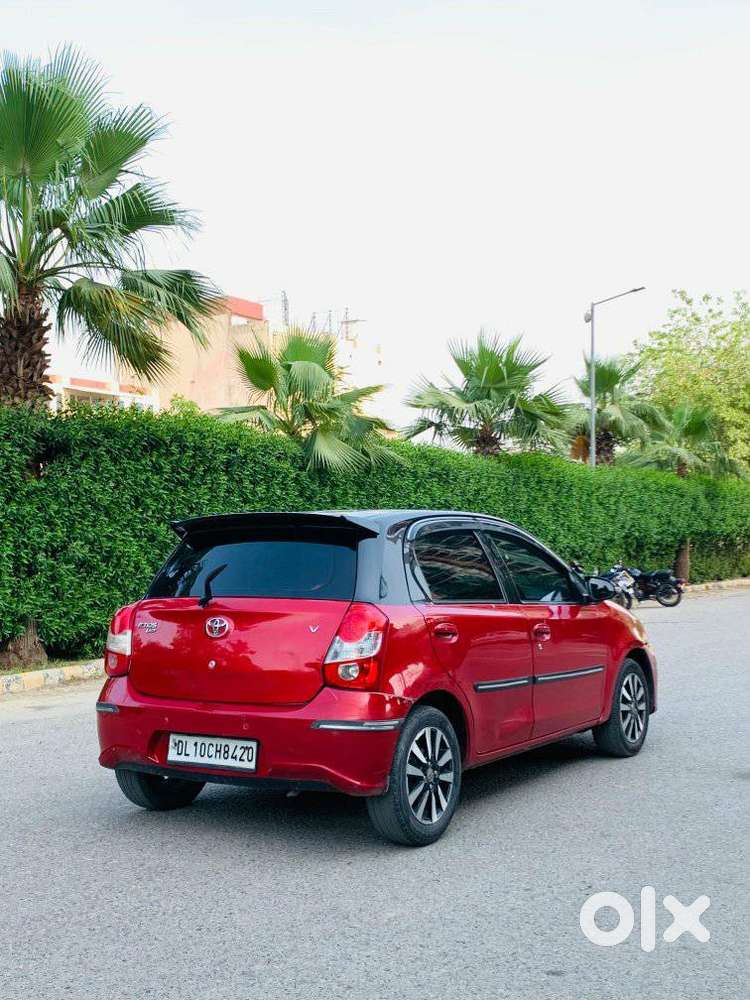 Toyota Etios Liva V Dual Tone, 2017, Cng & Hybrids