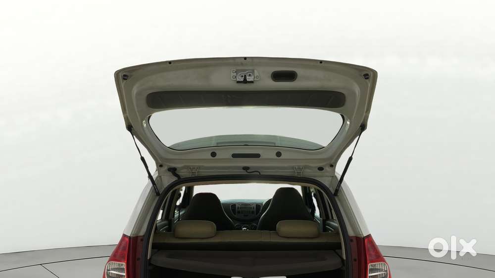 Hyundai I10 Asta Sunroof At, 2012, Petrol