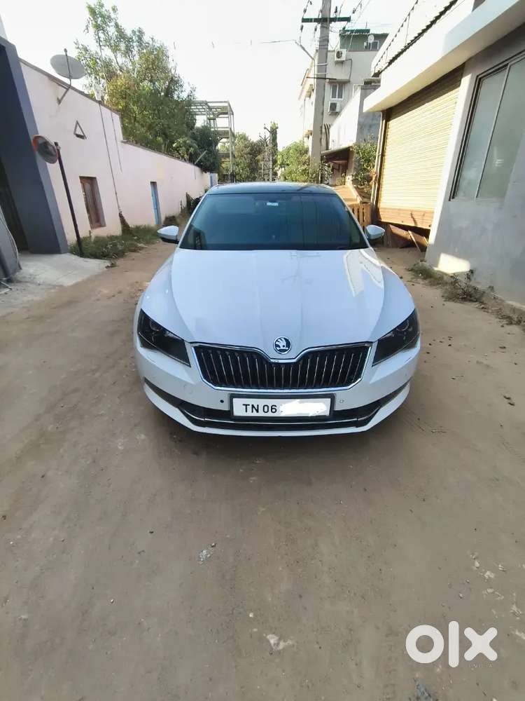 Skoda Superb 2018 Diesel 90000 Km Driven