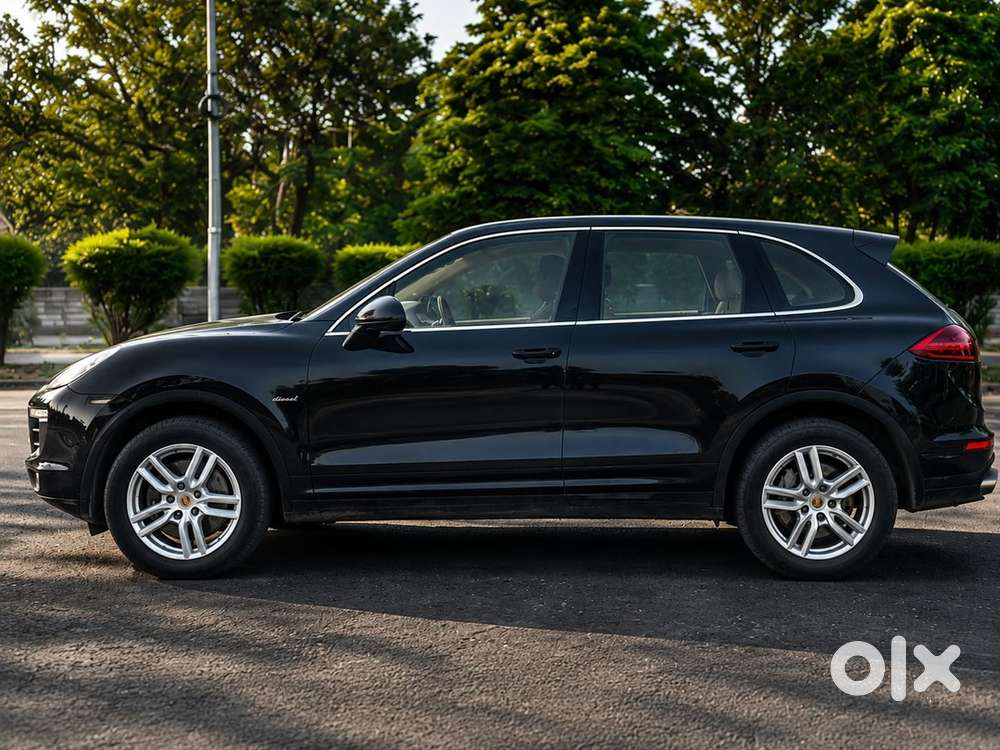 Porsche Cayenne 2016 Diesel 52000 Km Driven