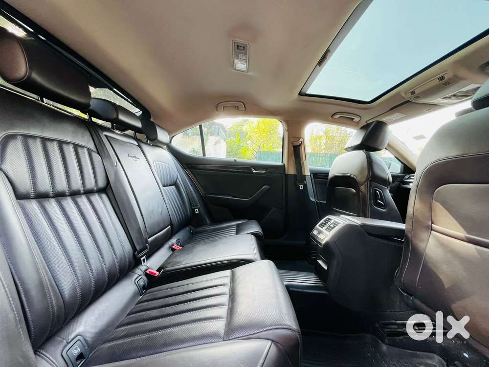 Skoda Superb L&k 2.0 Tdi At, 2019, Diesel