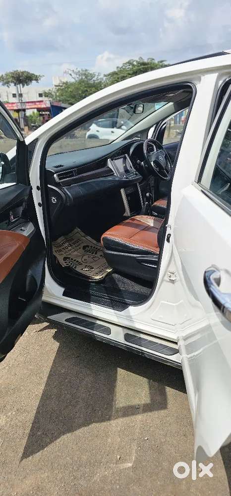 Toyota Innova Crysta 2017 Diesel 83000 Km Driven