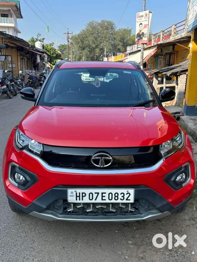 Tata Nexon 2020 Petrol Automatic Dual Tone Sunroof