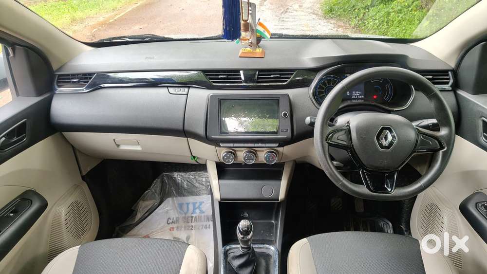 Renault Triber Rxt, 2020, Petrol