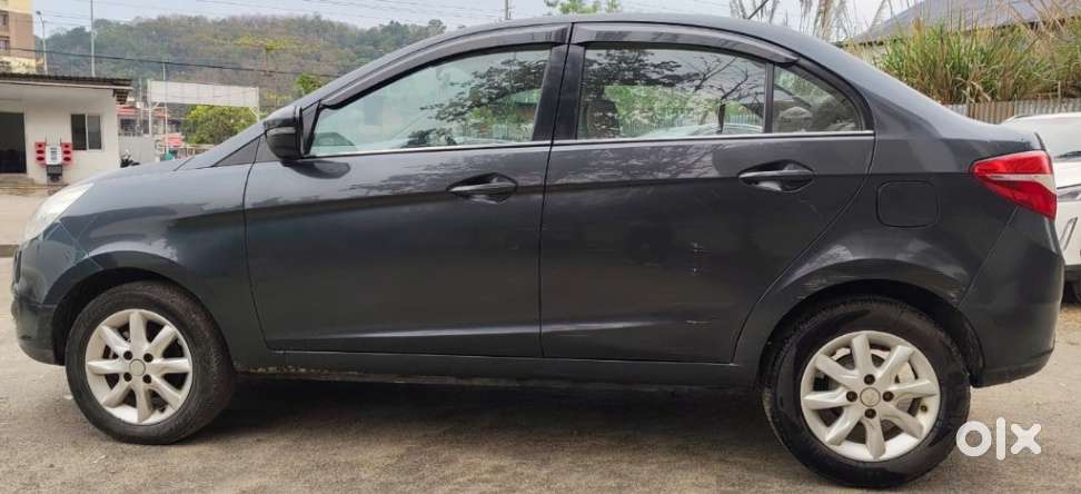 Tata Zest, 2016, Petrol