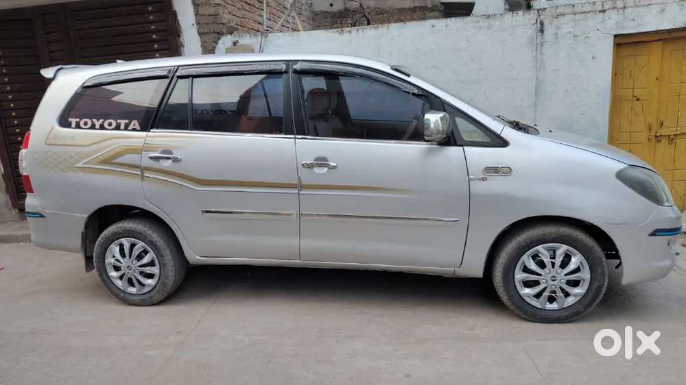 Toyota Innova 2006 Diesel Well Maintained