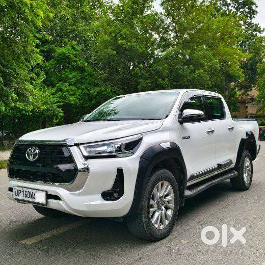 Toyota Hilux 2.8 High 4x4 Mt, 2023, Diesel