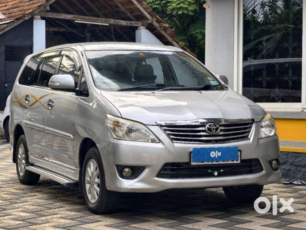 Toyota Innova 2.0 V, 2013, Diesel