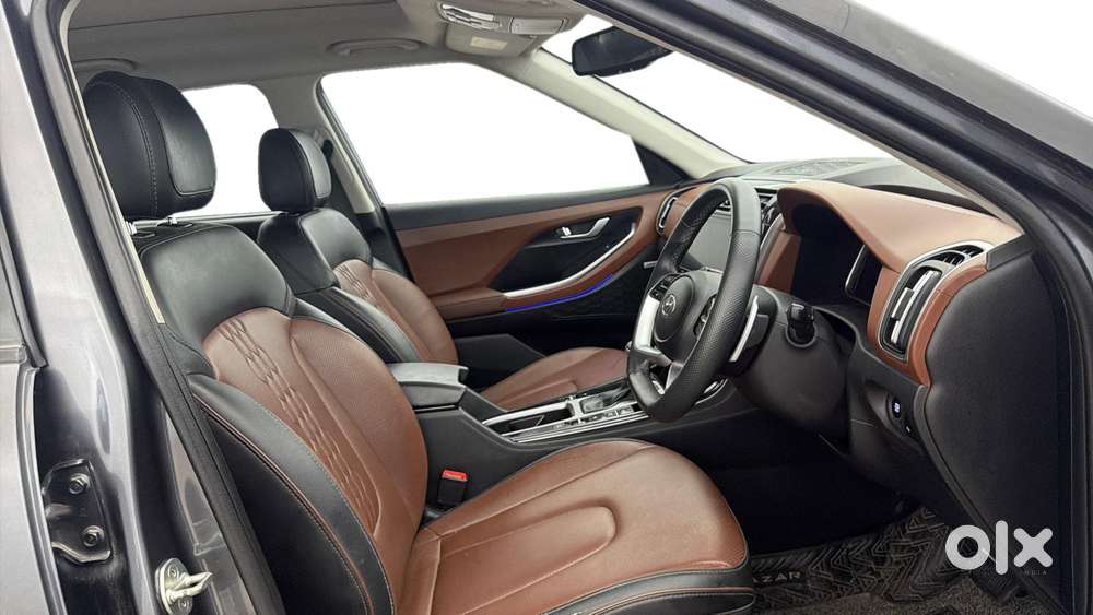 Hyundai Alcazar 2.0 Signature (o) Petrol At 6 Str, 2022, Petrol