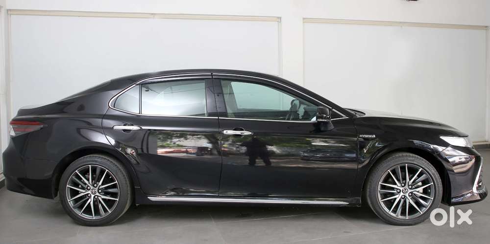 Toyota Camry Hybrid, 2024, Petrol