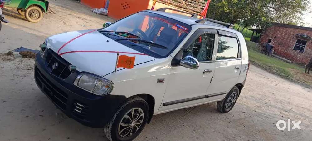 कार में एक रुपए का काम भी चारों टायर नए है ,, बस लेना है और चलाना है