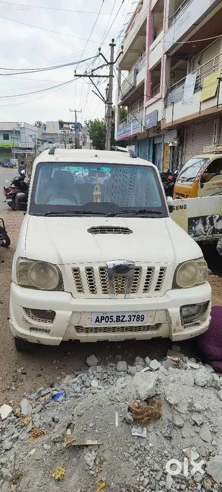 Mahindra Scorpio Classic 2012 Diesel 200000 Km Driven