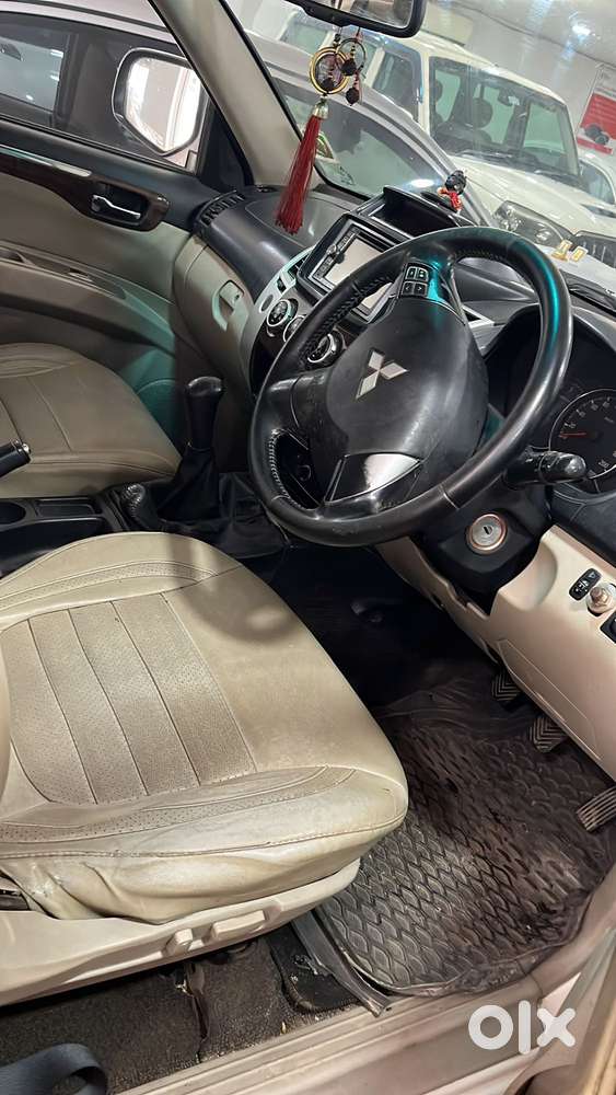 Mitsubishi Pajero Sport 2.5 Manual, 2015, Diesel