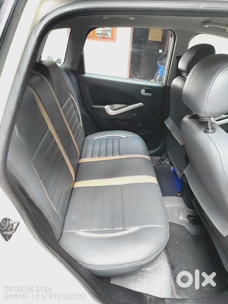Ford Figo Petrol Zxi 2016