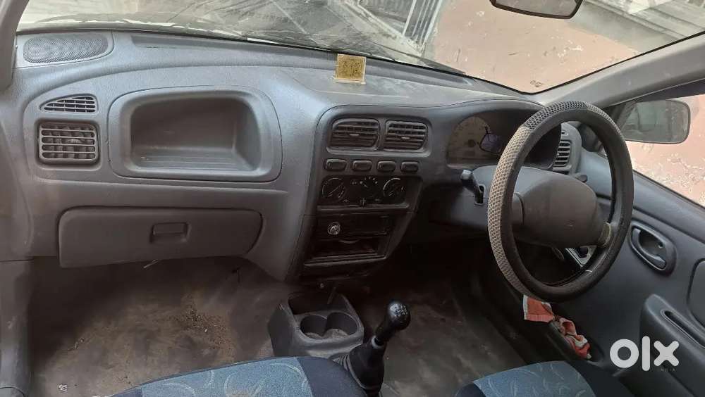 2007 Model Hai White Color Hai Charon Tyre Naya Hai