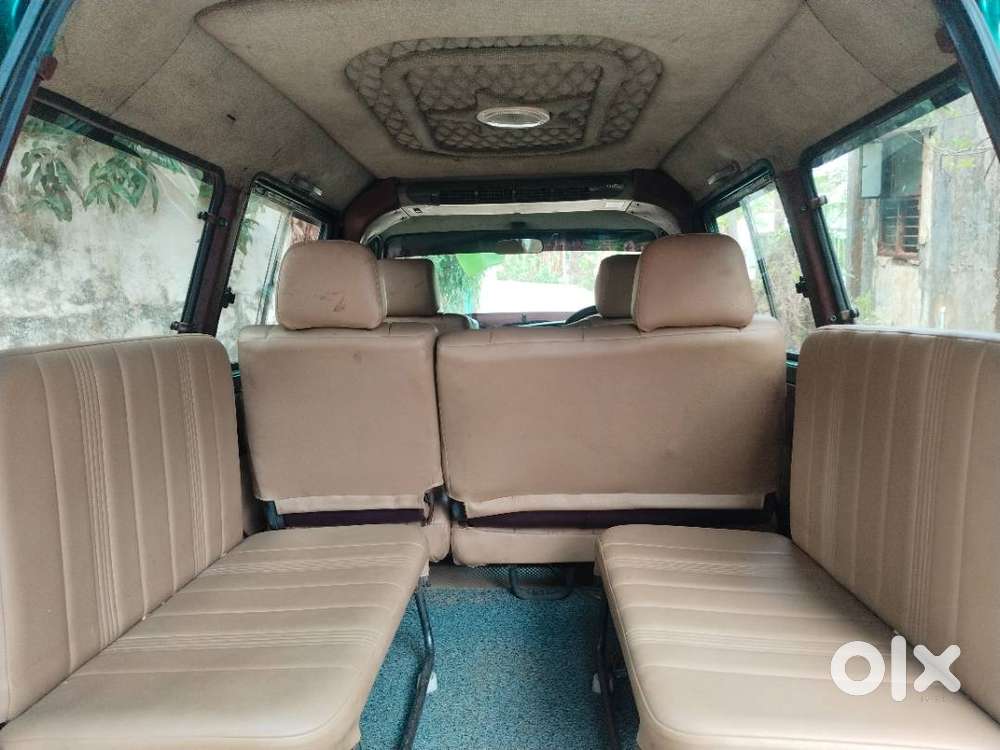 Toyota Qualis, Alloy Wheel, Green Colour, Power Steering