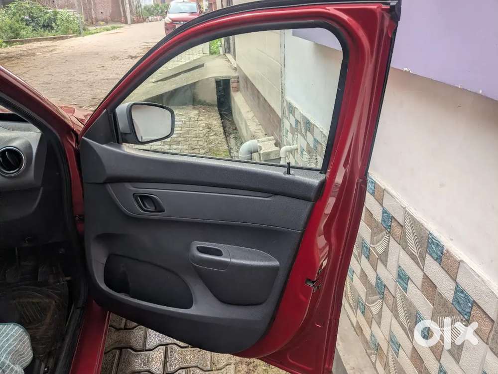Renault Kwid Petrol 14-12-2016