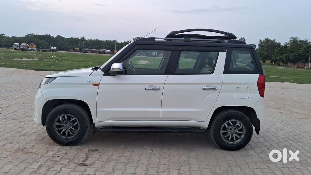 Mahindra Tuv 300 T10, 2018, Diesel
